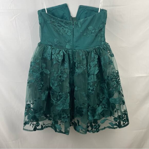 Lulus Magical Mood Emerald Green Embroidered Strapless Skater Mini Dress Small - Picture 6 of 10